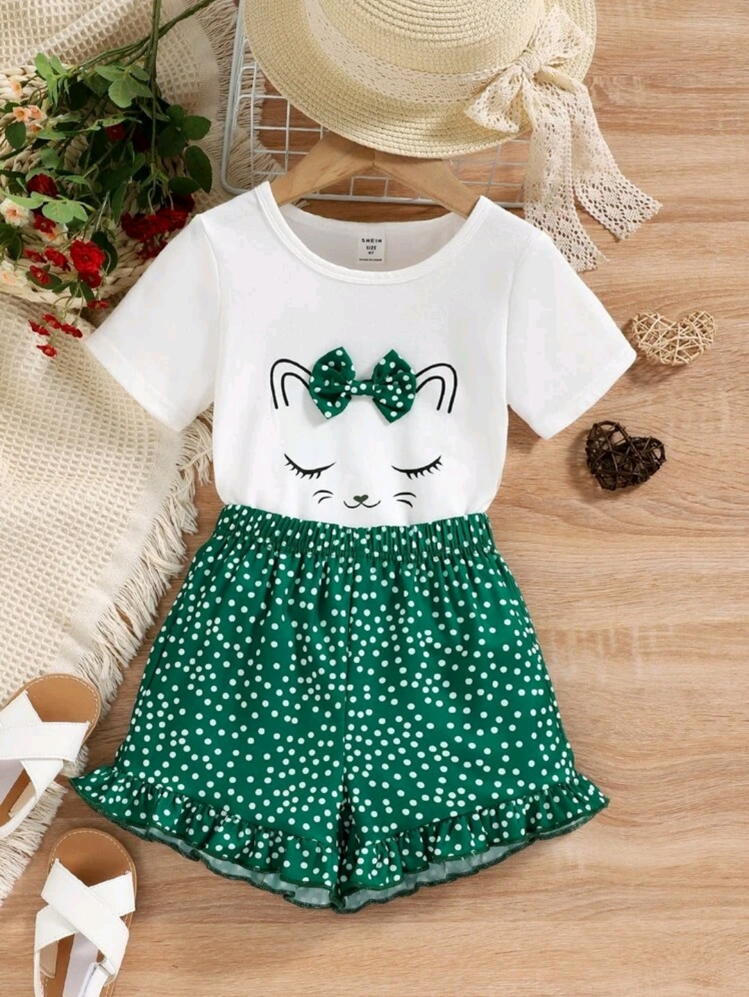 Blusa gato blanca y short